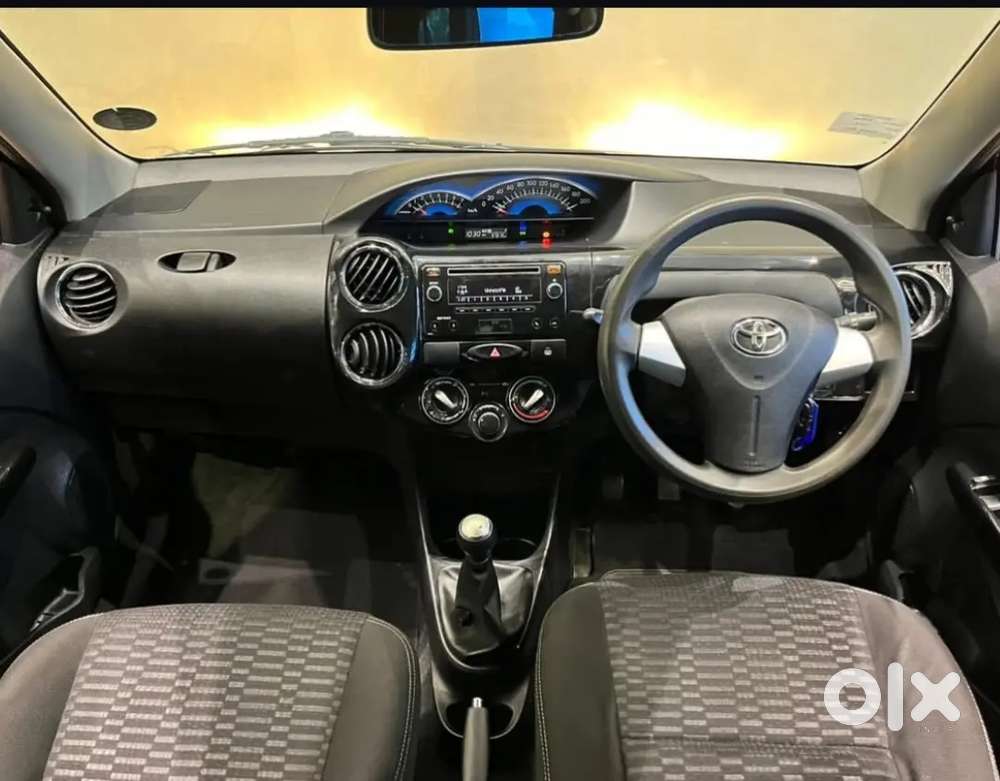 Toyota Etios Cross 2014