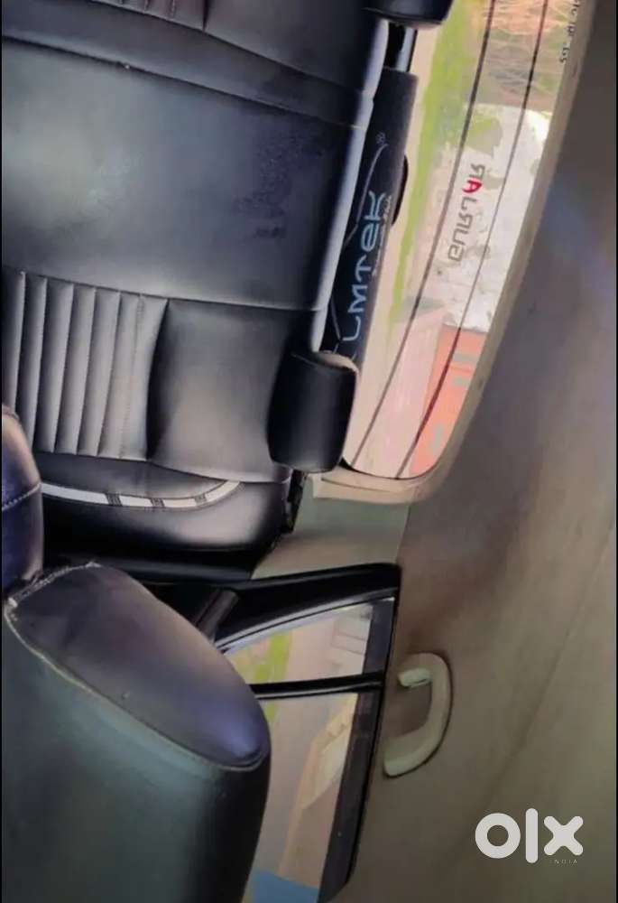 Maruti Suzuki Swift Petrol + Cng Company Fitted2nd 2011