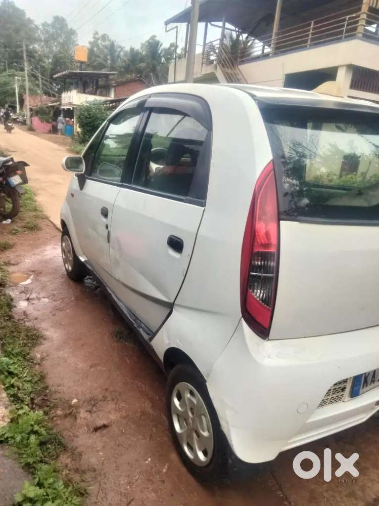 Tata Nano Xe Petrol 2012