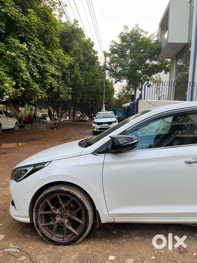 Hyundai Verna Sx 2022