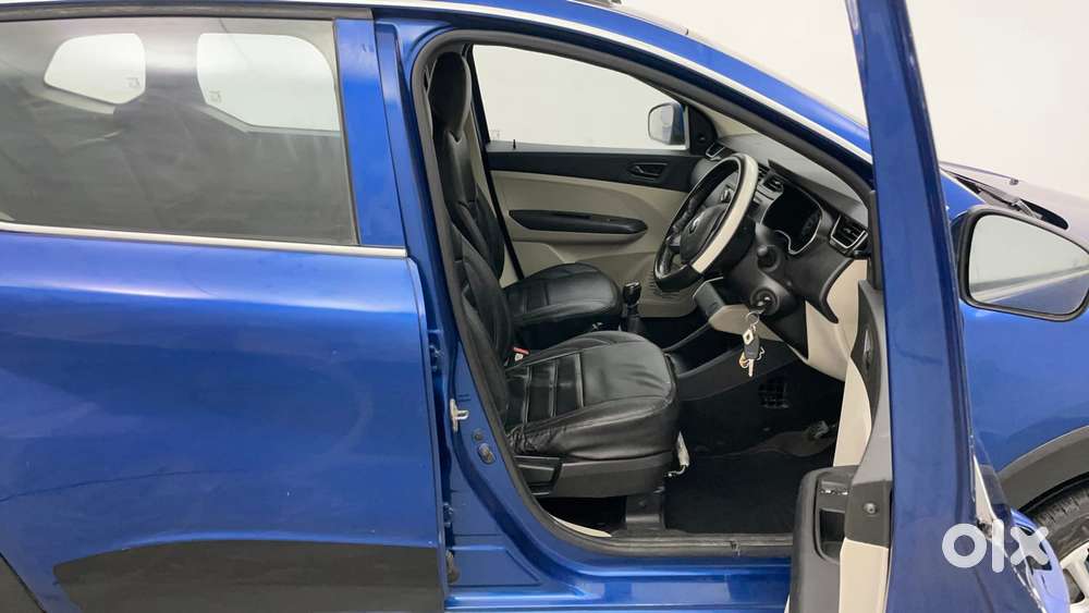 Renault Triber Rxl, 2021, Petrol