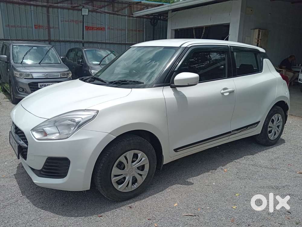 Maruti Suzuki Swift Vxi Abs Bsiv, 2022, Petrol