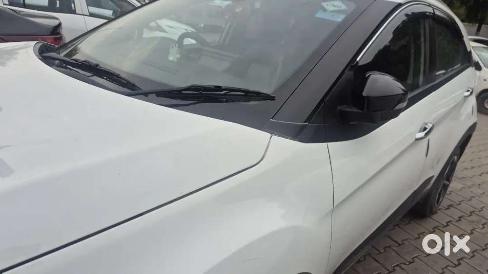 Tata Nexon Pure Petrol Manual 2025
