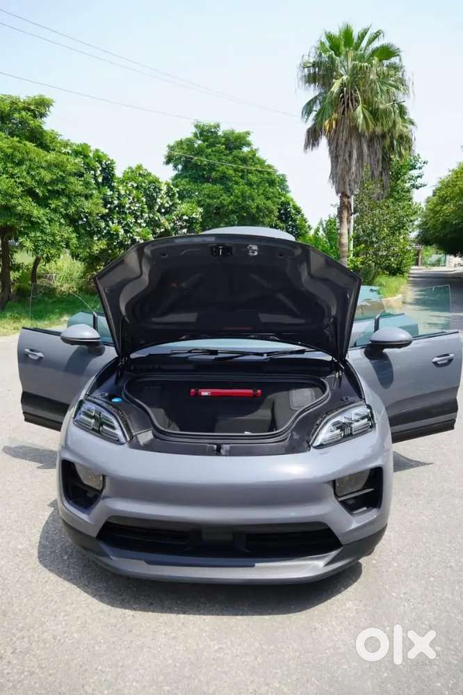 Porsche Macan Ev 4s  2025