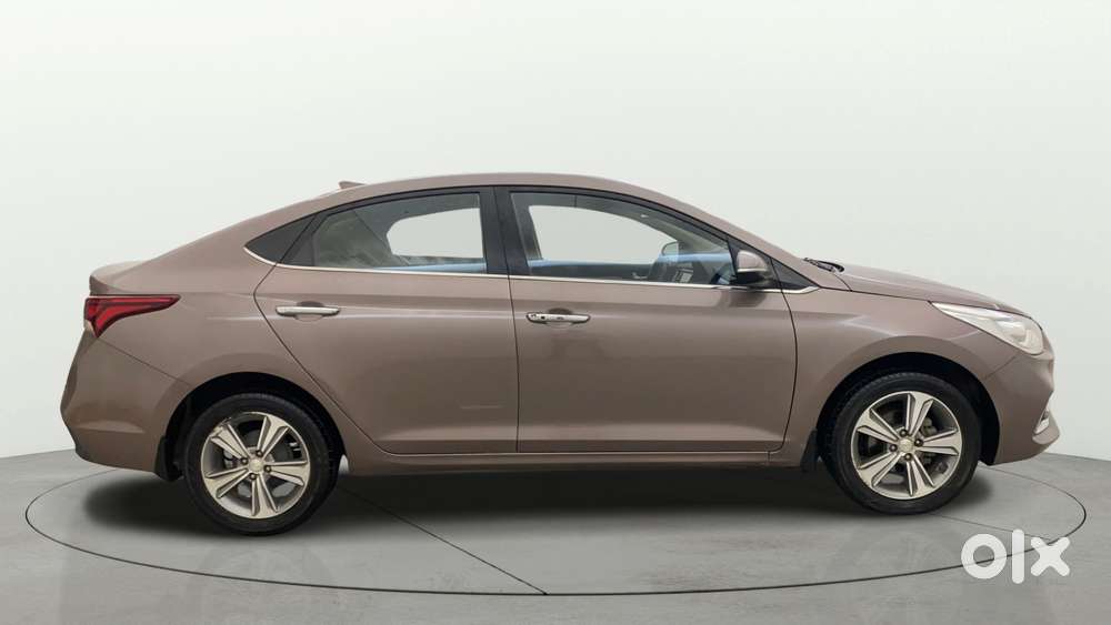 Hyundai Verna 1.6 Sx (o) Vtvt At, 2017, Petrol