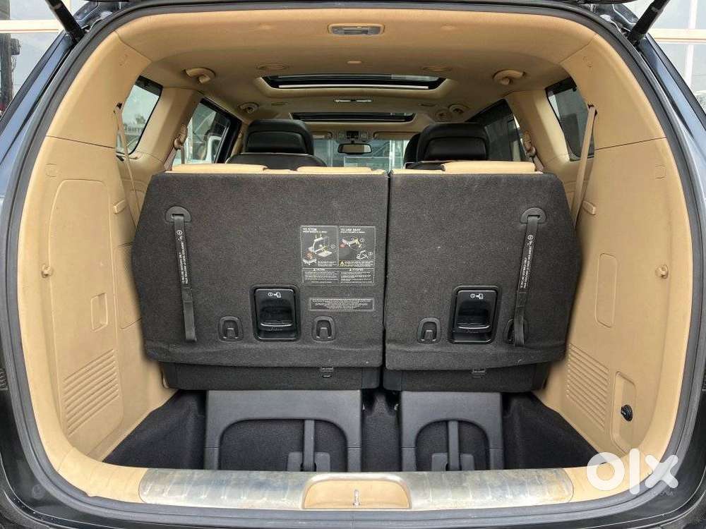 Kia Carnival Limousine, 2021, Diesel