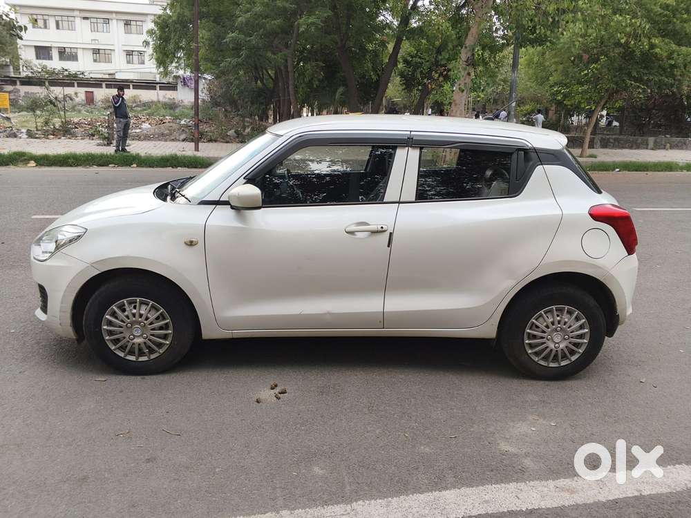Maruti Suzuki Swift Lxi Optional-o, 2018, Cng & Hybrids
