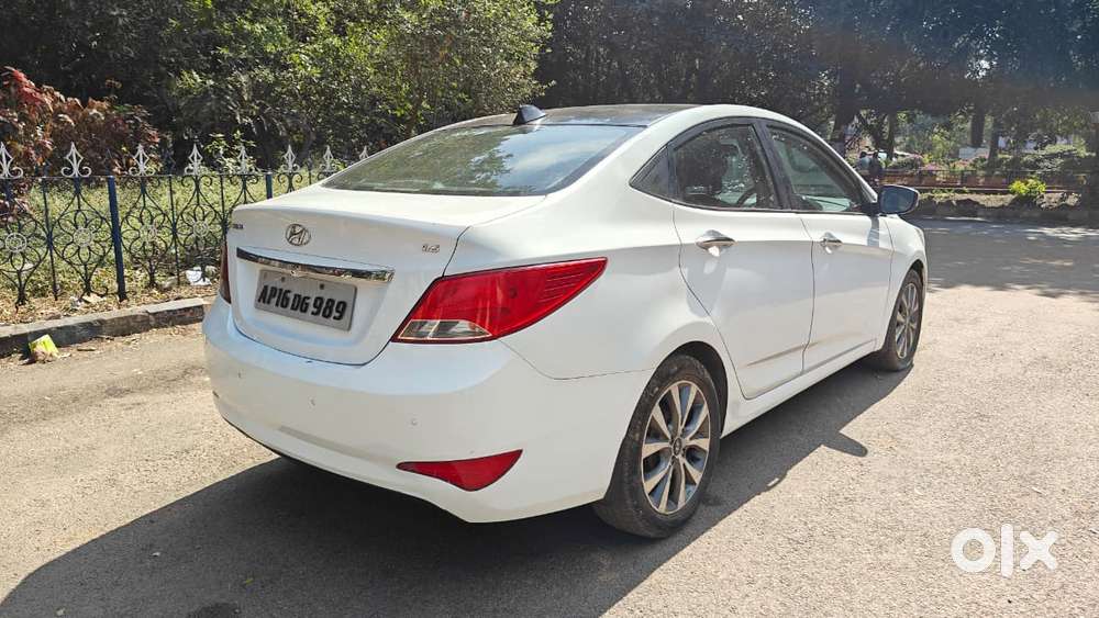 Hyundai Verna 1.6 Sx Crdi, 2015, Diesel