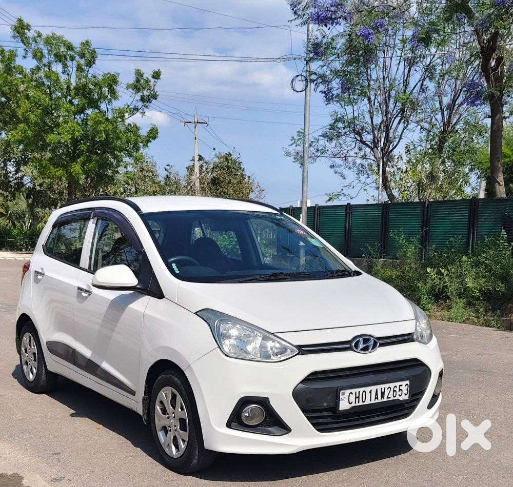 Hyundai Grand I10 Sportz, 2014, Petrol