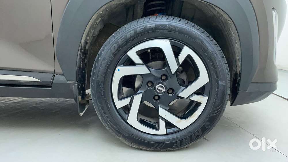 Nissan Magnite 1.0 Xv Premium Turbo (o), 2020, Petrol