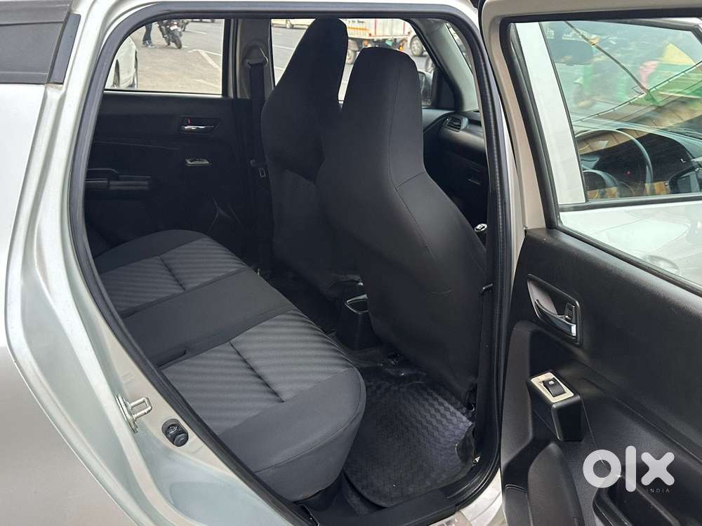 Maruti Suzuki Swift Lxi Optional-o, 2020, Petrol