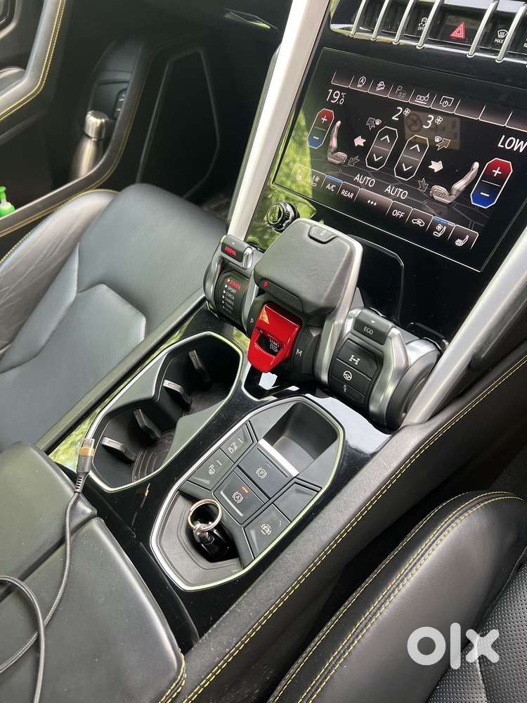 Lamborghini Urus V8, 2020, Petrol