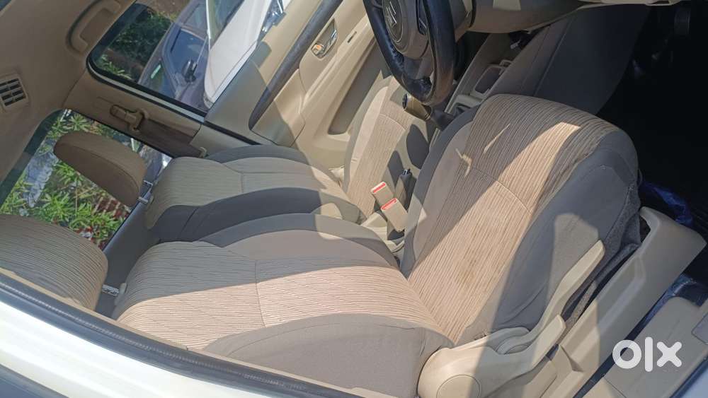 Maruti Suzuki Ertiga Zxi, 2023, Petrol