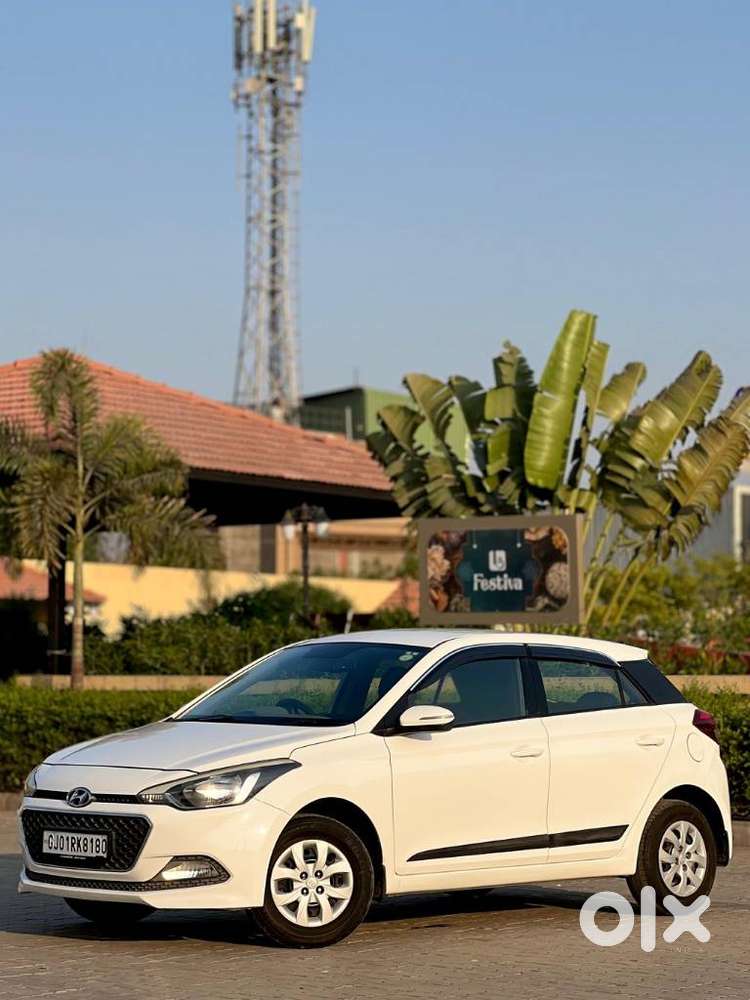 Hyundai Elite I20 Sportz (o) 1.2, 2015, Petrol