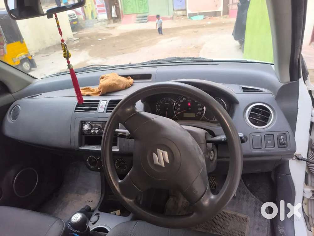Maruti Suzuki Swift 2009 Petrol Well Maintained