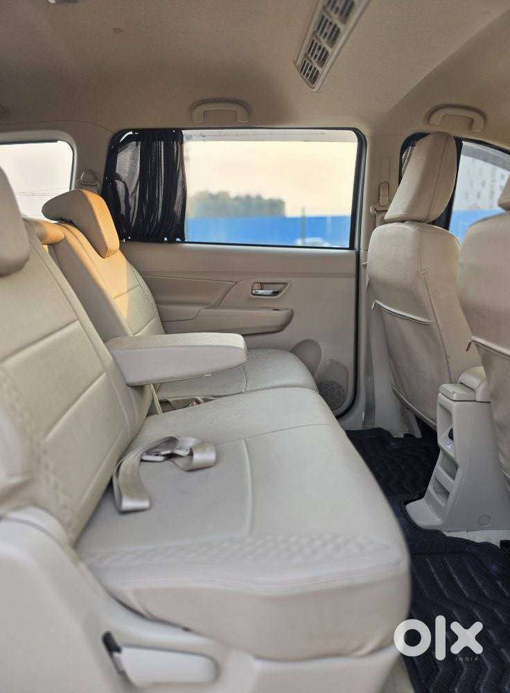 Maruti Suzuki Ertiga Zxi (o) Cng [2022-2023], 2023, Cng & Hybrids