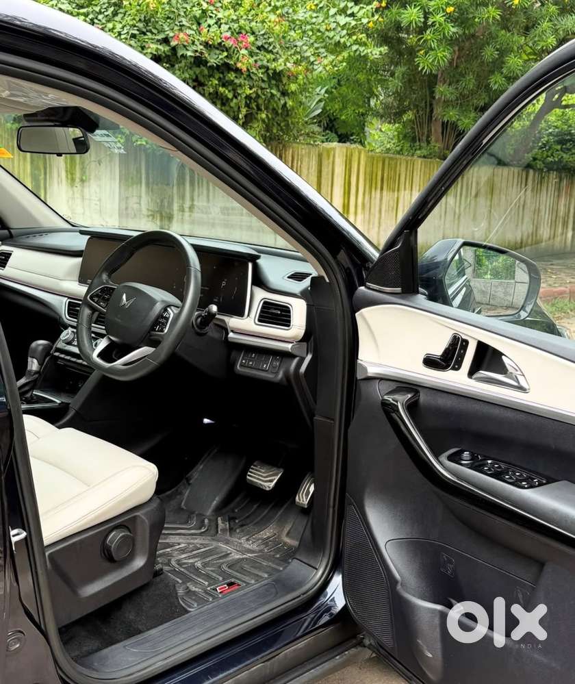 Xuv700 Ax7l 4wd Diesel Automatic 7str Diseal Well Maintained