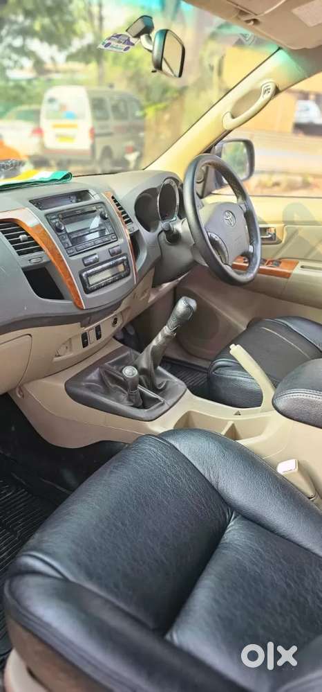 Toyota Fortuner, 2011, Diesel