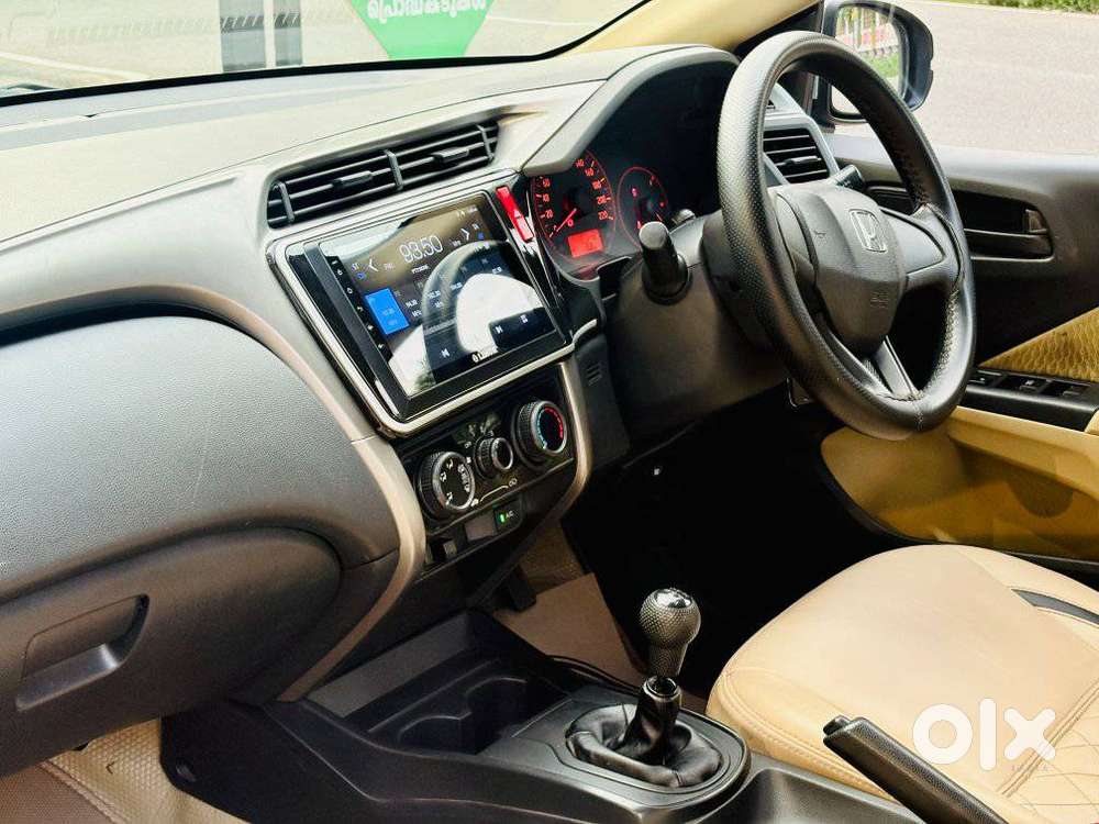 Honda City Sv Mt I-dtec, 2015, Petrol