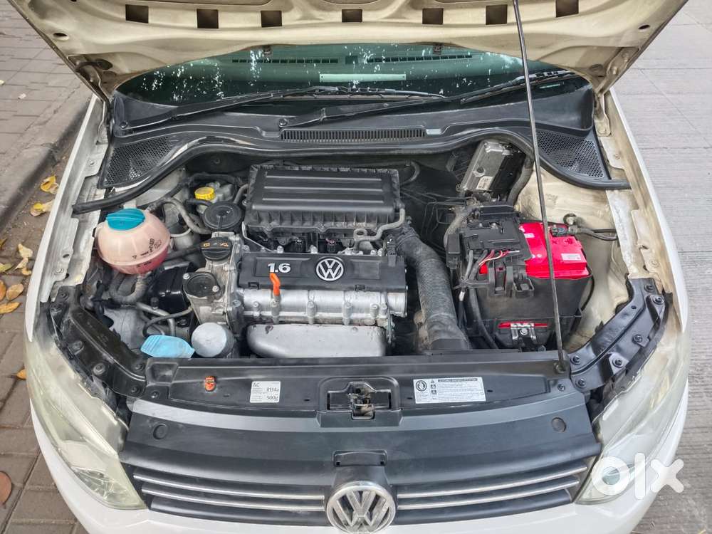 Volkswagen Vento 2010-2013 Petrol Highline, 2011, Petrol