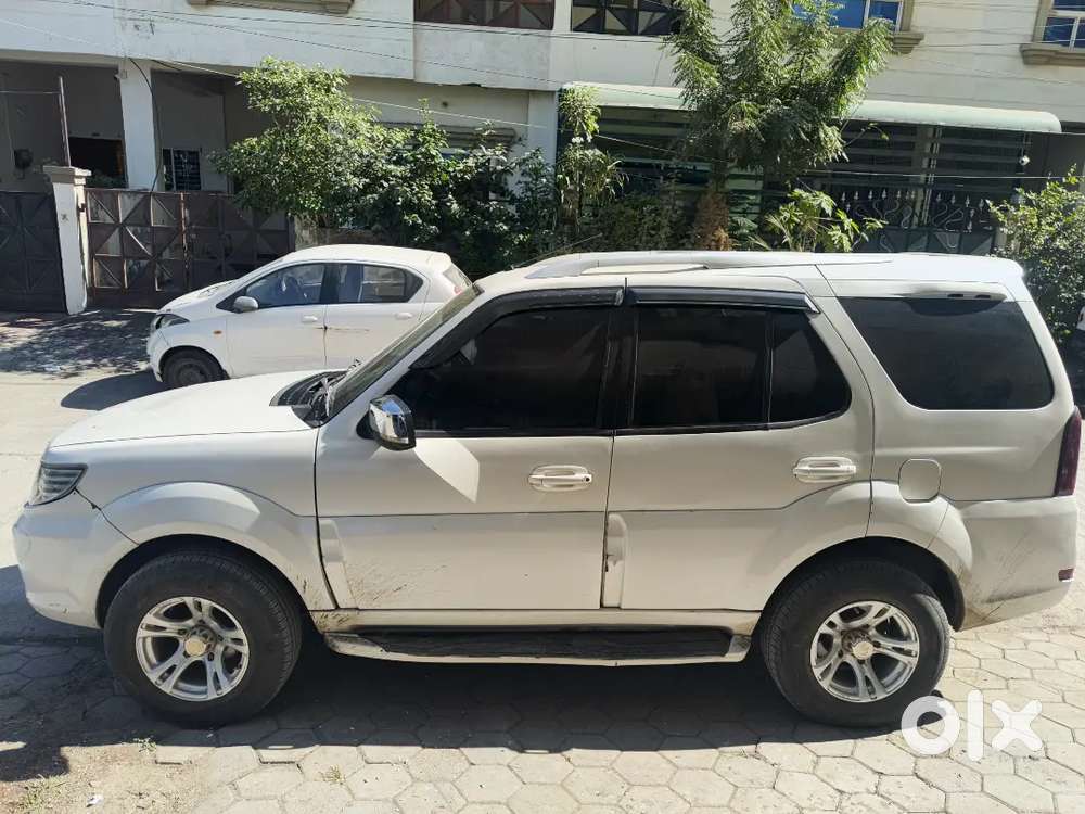 Good Condition Tata Safari Strome Vx Top Model