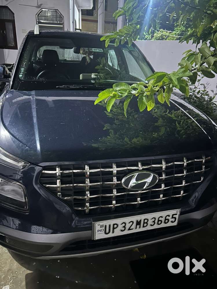 Hyundai Venue Petrol 2021