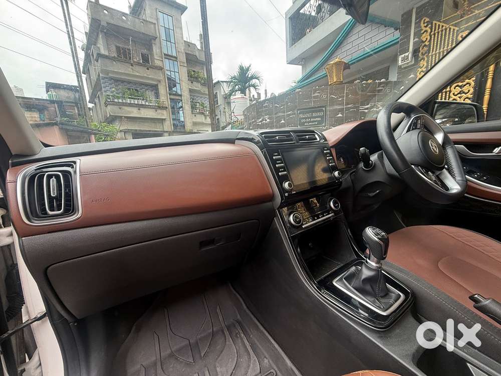 Hyundai Alcazar Petrol 37000 Km Driven