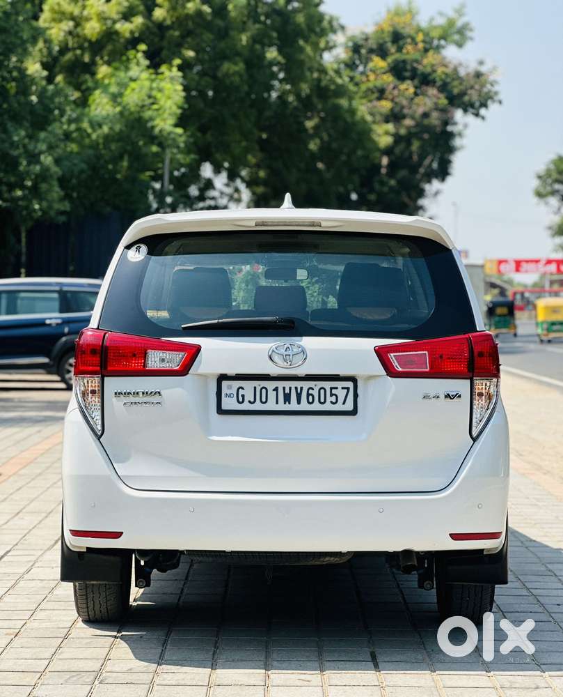 Toyota Innova Crysta 2.4 V, 2024, Diesel