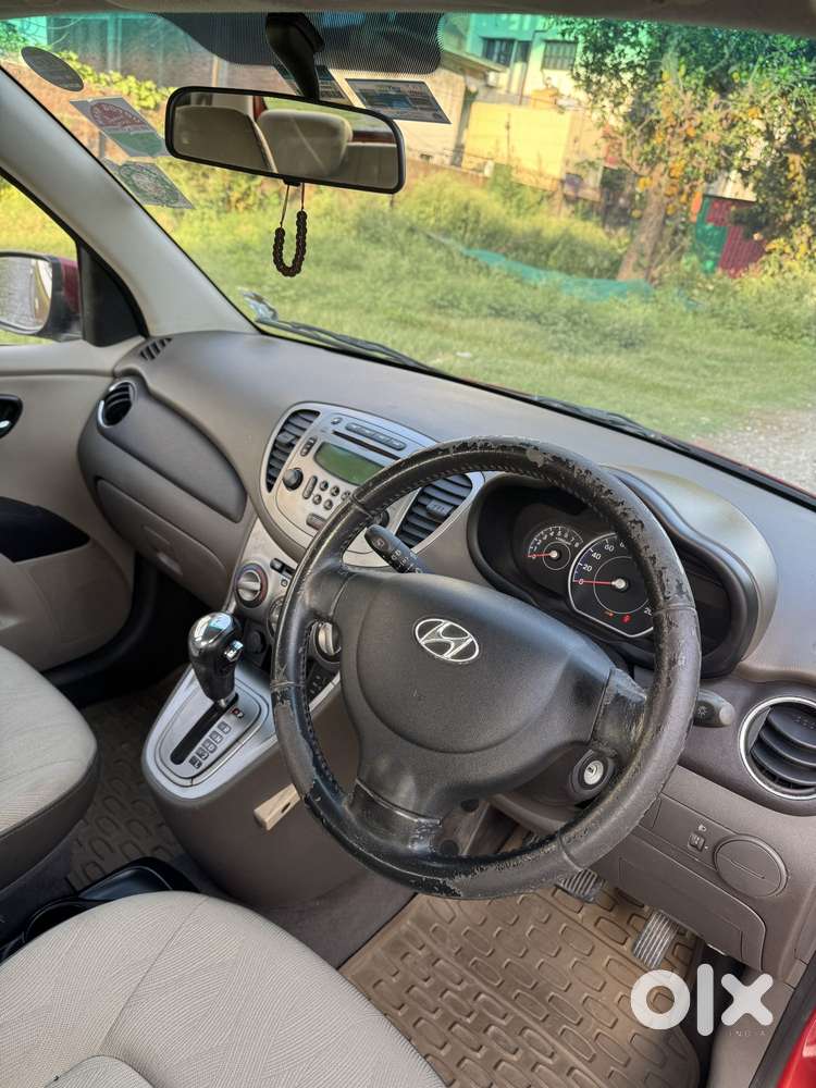 Hyundai I10 Sportz At, 2013, Petrol