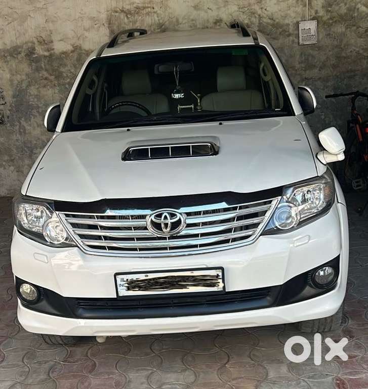 Toyota Fortuner 2012 Diesel Well Maintained