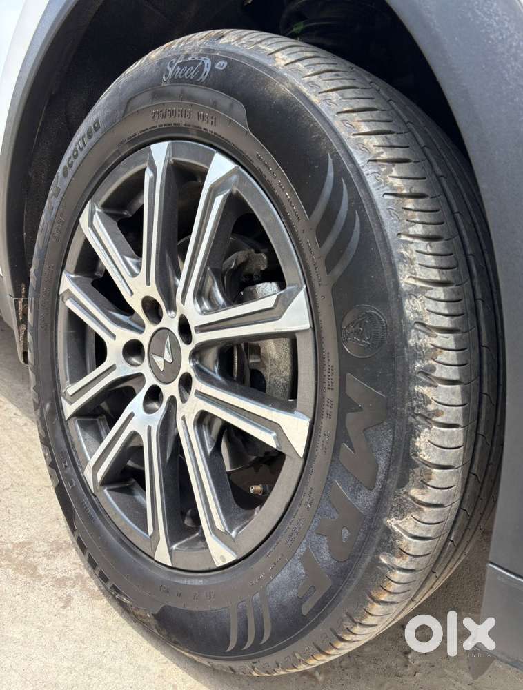 Mahindra Xuv700 2.2 Ax 7 Diesel At Luxury Pack Str, 2023, Diesel