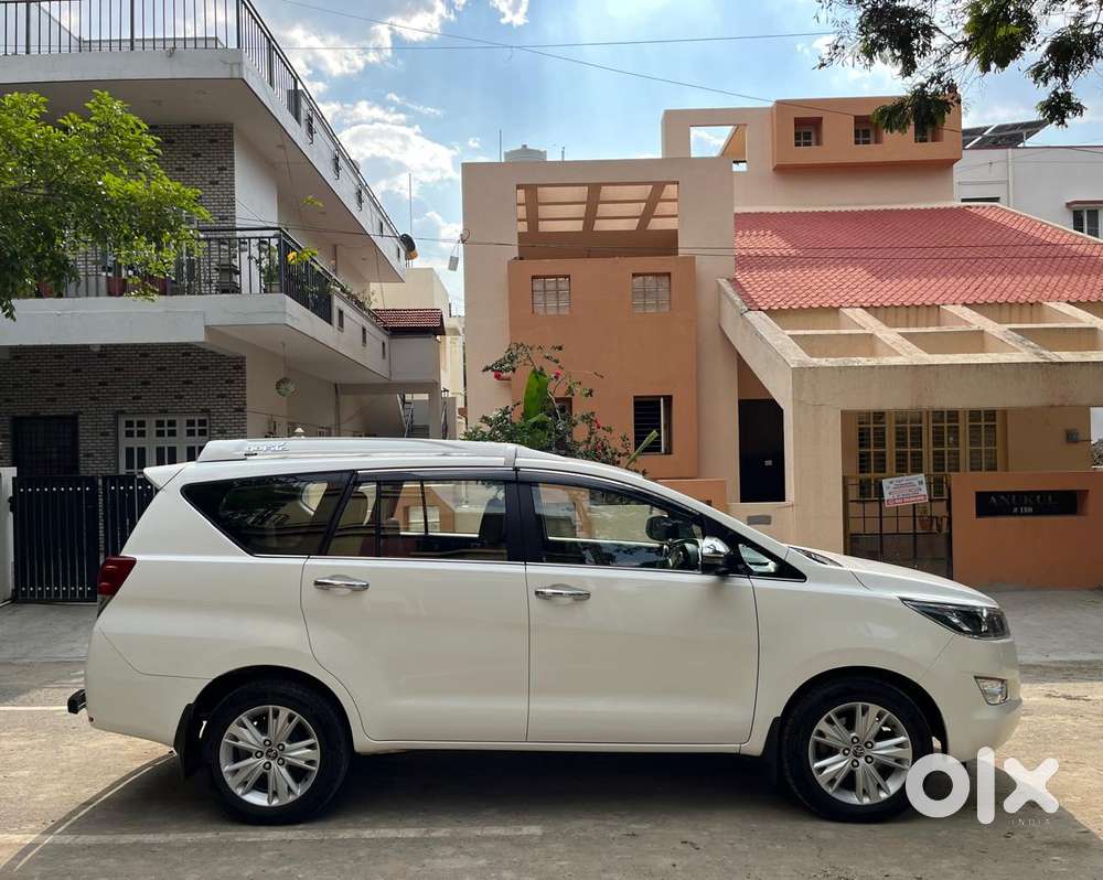 Toyota Innova Crysta 2.8z Automatic, 2018, Diesel