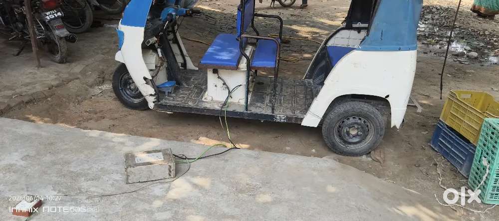 Mahindra Tuk Tuk 70km Full Charging