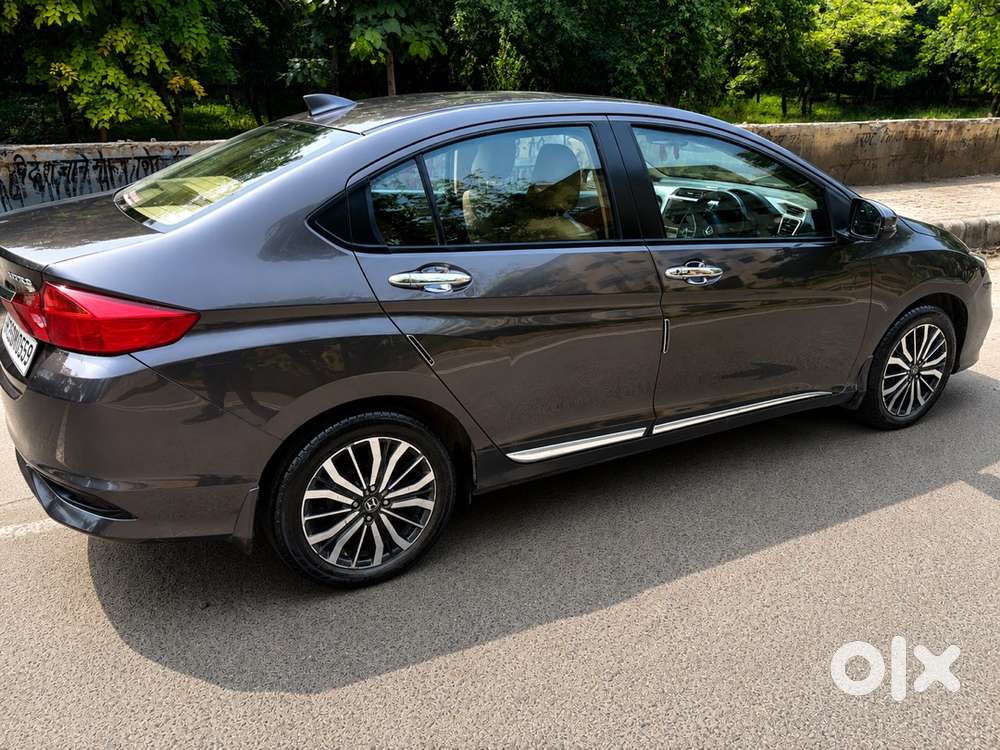 Honda City 2018 Vx Petrol Sunroof And Automatic Gearbox/ Push Start