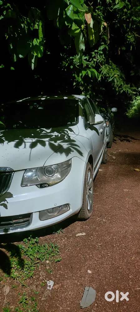 Skoda Superb 2010 Mt
