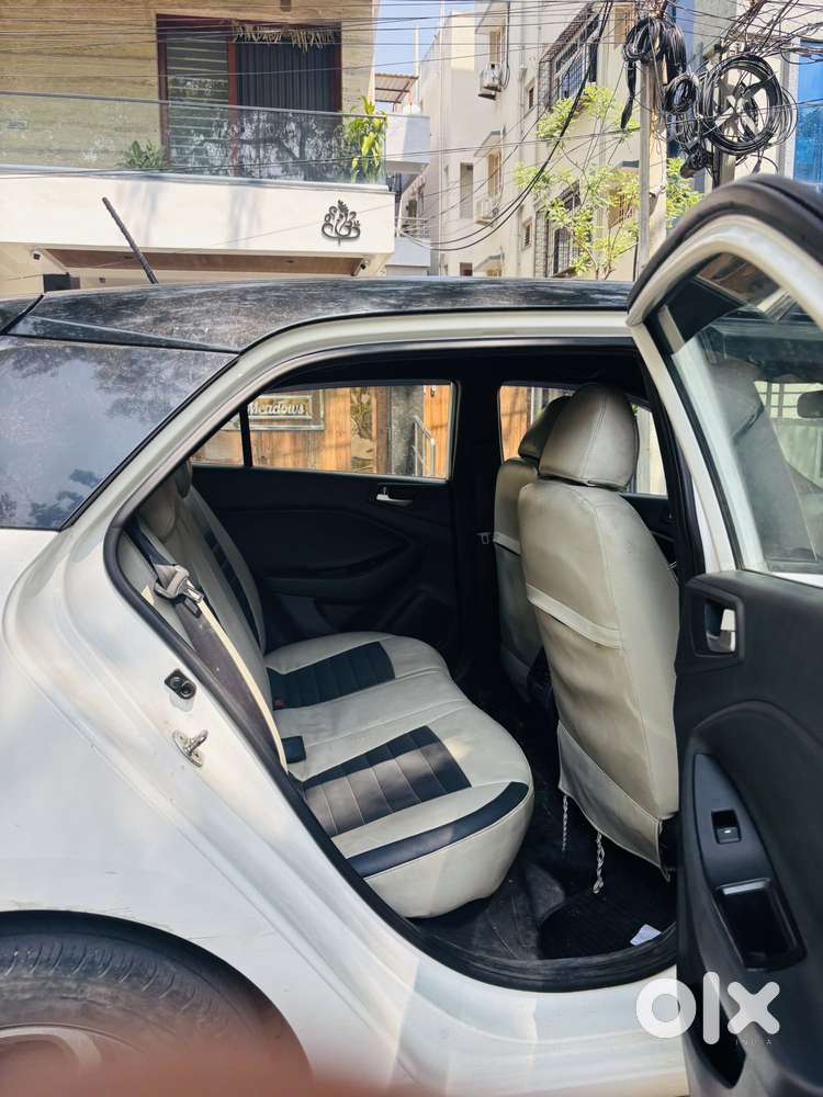 Hyundai I20 Sportz Plus Dual Tone, 2020, Petrol
