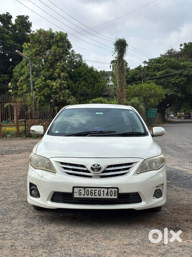 Toyota Corolla Altis 2012