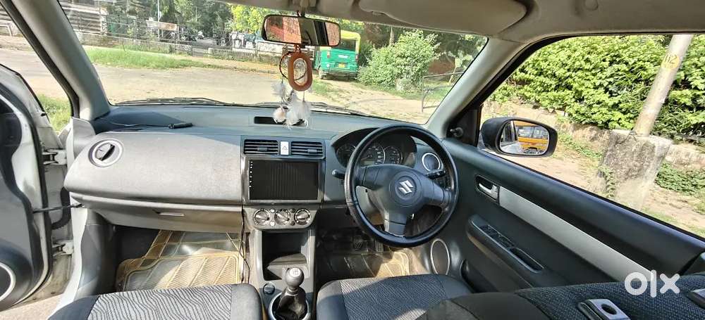 Maruti Suzuki Swift 2011