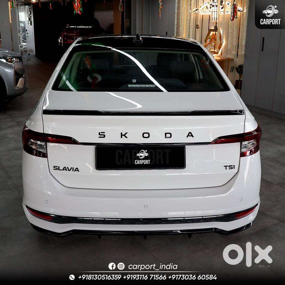 Skoda Slavia 1.0 Tsi Style At, 2025, Petrol