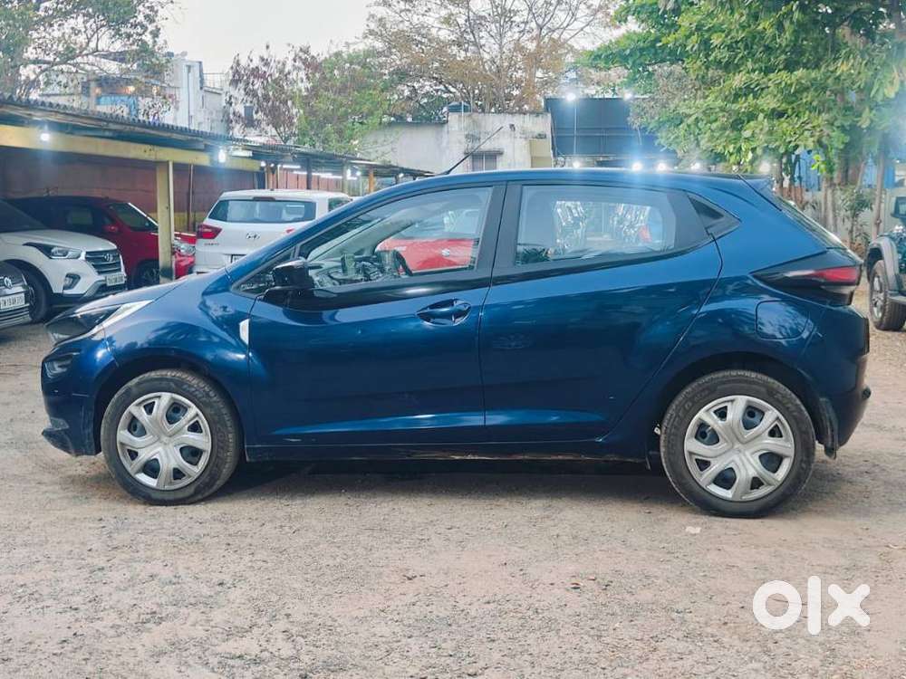 Tata Altroz Xe Petrol, 2023, Cng & Hybrids