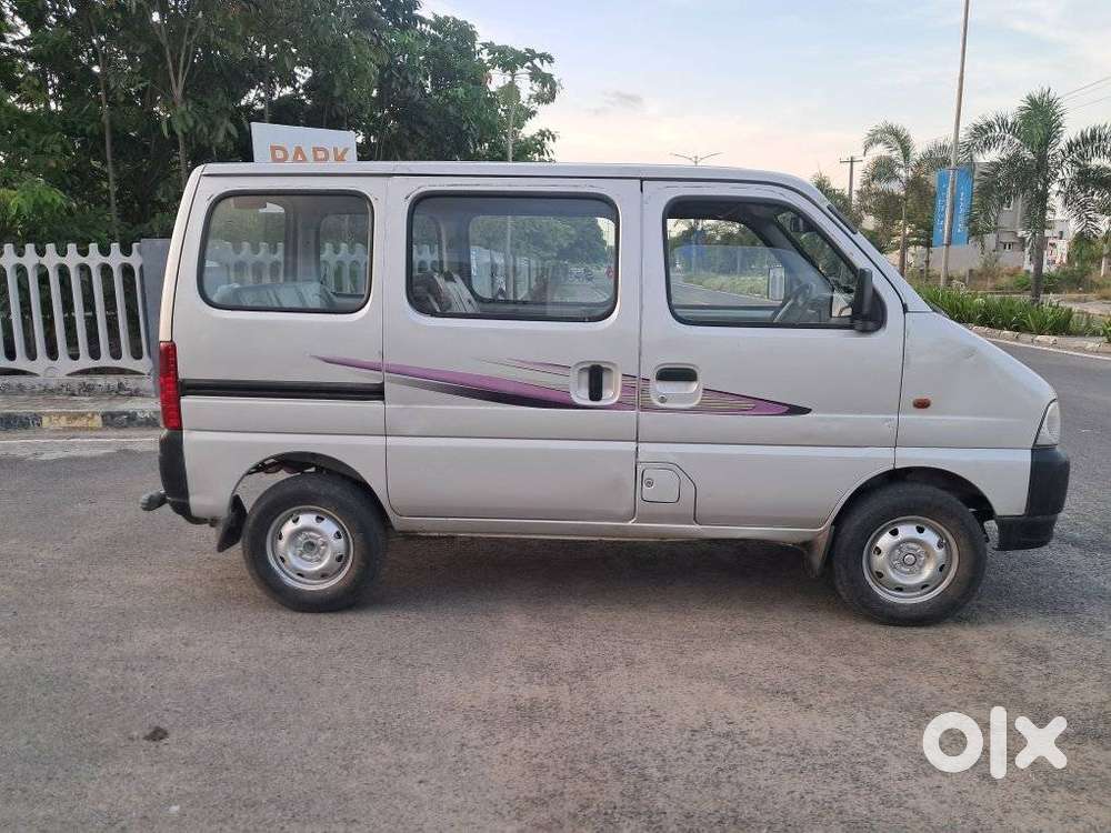 Maruti Suzuki Eeco 5 Seater Ac, 2017, Petrol