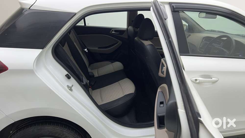 Hyundai Elite I20 Sportz Plus, 2020, Petrol