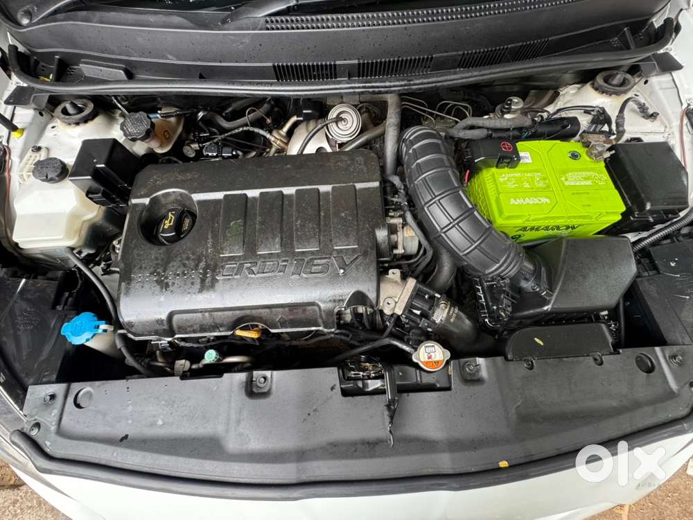 Hyundai Verna Fluidic 1.6 Crdi Sx Diesel Manual In Pristine Condition!