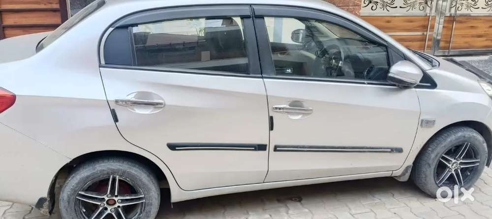 Honda Amaze Petrol 2016