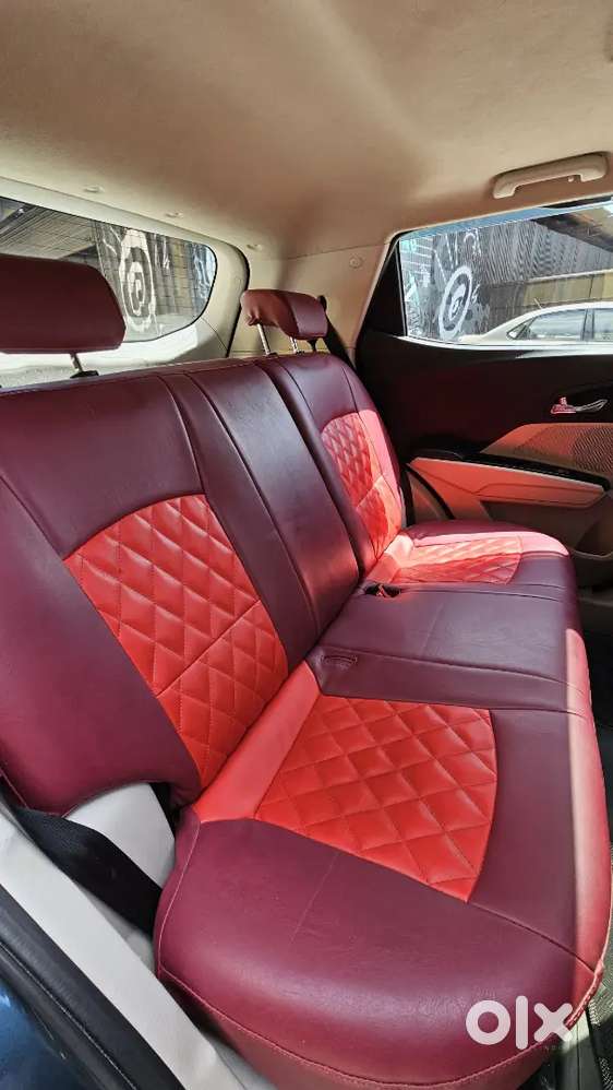 2023 Mahindra Xuv300 W8 Diesel Manual With Sunroof