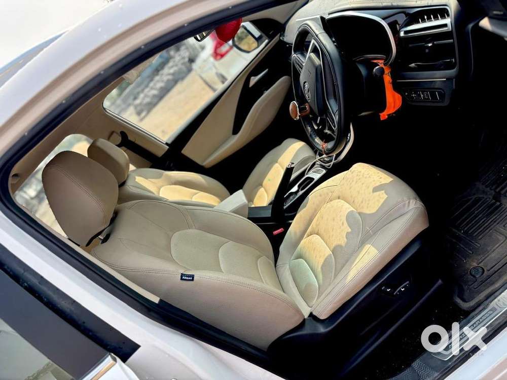 Mg Petrol Manual Car 2024