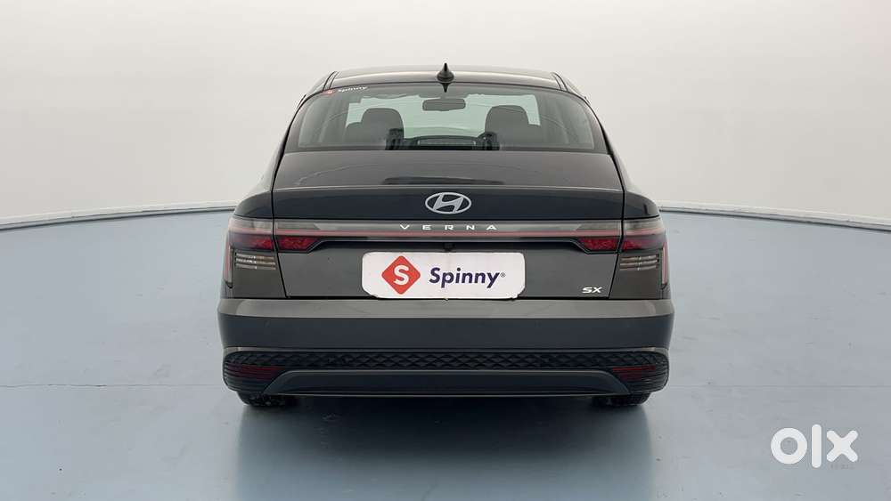 Hyundai Verna 1.5 Sx Petrol Mt, 2024, Petrol