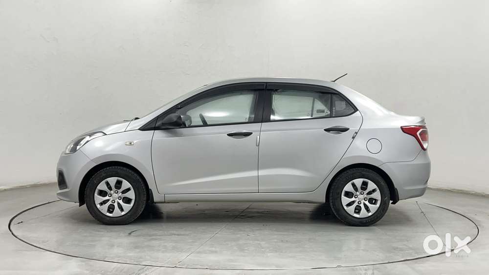 Hyundai Xcent Base 1.2, 2014, Petrol