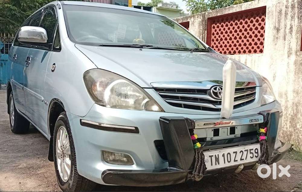 Toyota Innova 2.5v 2010 Model Fc-01-05-2030 Full Company Serviced Car