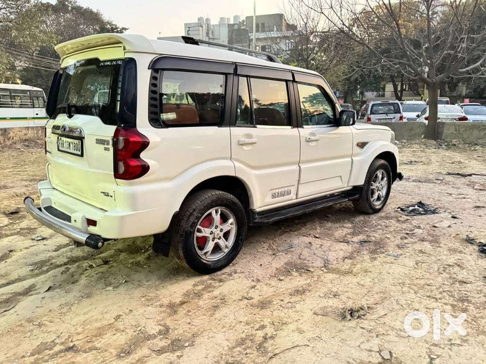 Mahindra Scorpio S10, 2017, Diesel